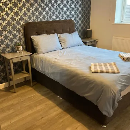 Chapel Court Apartments Cannock Buitenkant foto