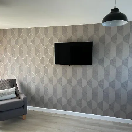Chapel Court Apartments Cannock Buitenkant foto