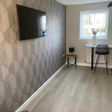 Chapel Court Apartments Cannock Buitenkant foto