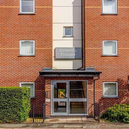Chapel Court Apartments Cannock Buitenkant foto