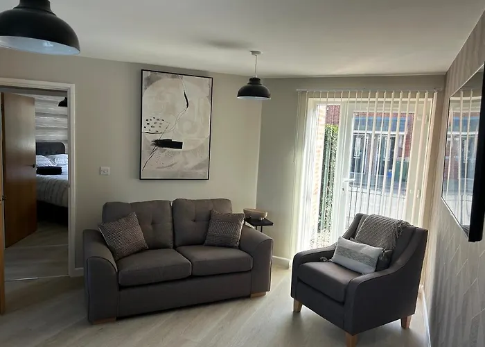 Chapel Court Apartments